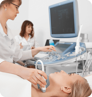 Полный спектр обследований: гормональные панели, УЗИ щитовидной железы, денситометрия