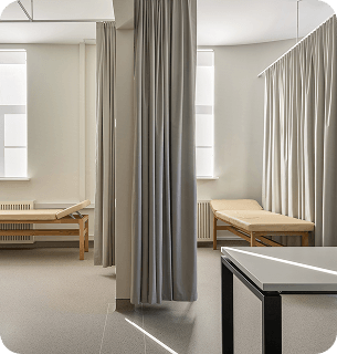 Просторные физиотерапевтические кабинеты, спроектированные по последним тенденциям реабилитационной медицины